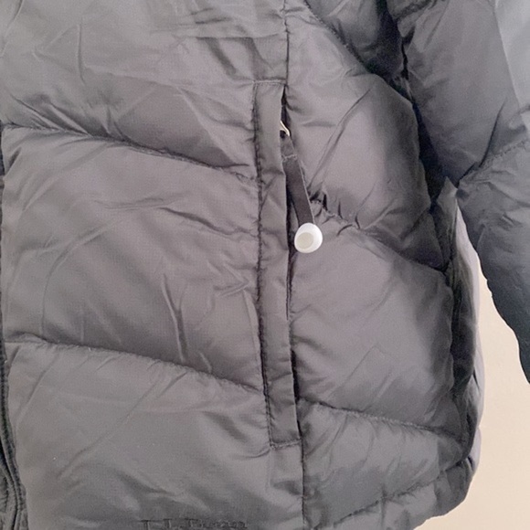 L.L. Bean Gray goose down puffer coat - Picture 5 of 8